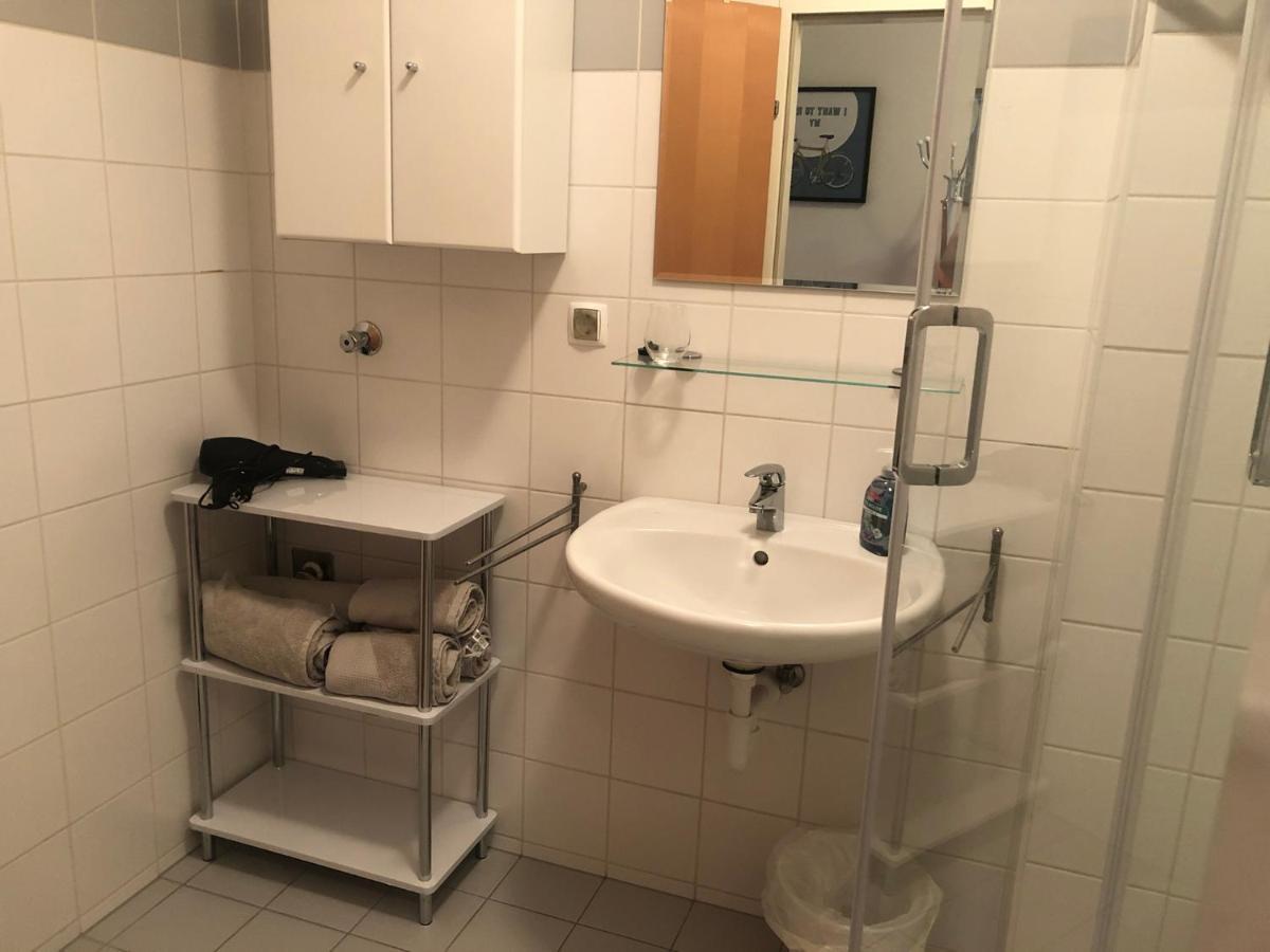 Mf City Apartment Korneuburg Exteriör bild